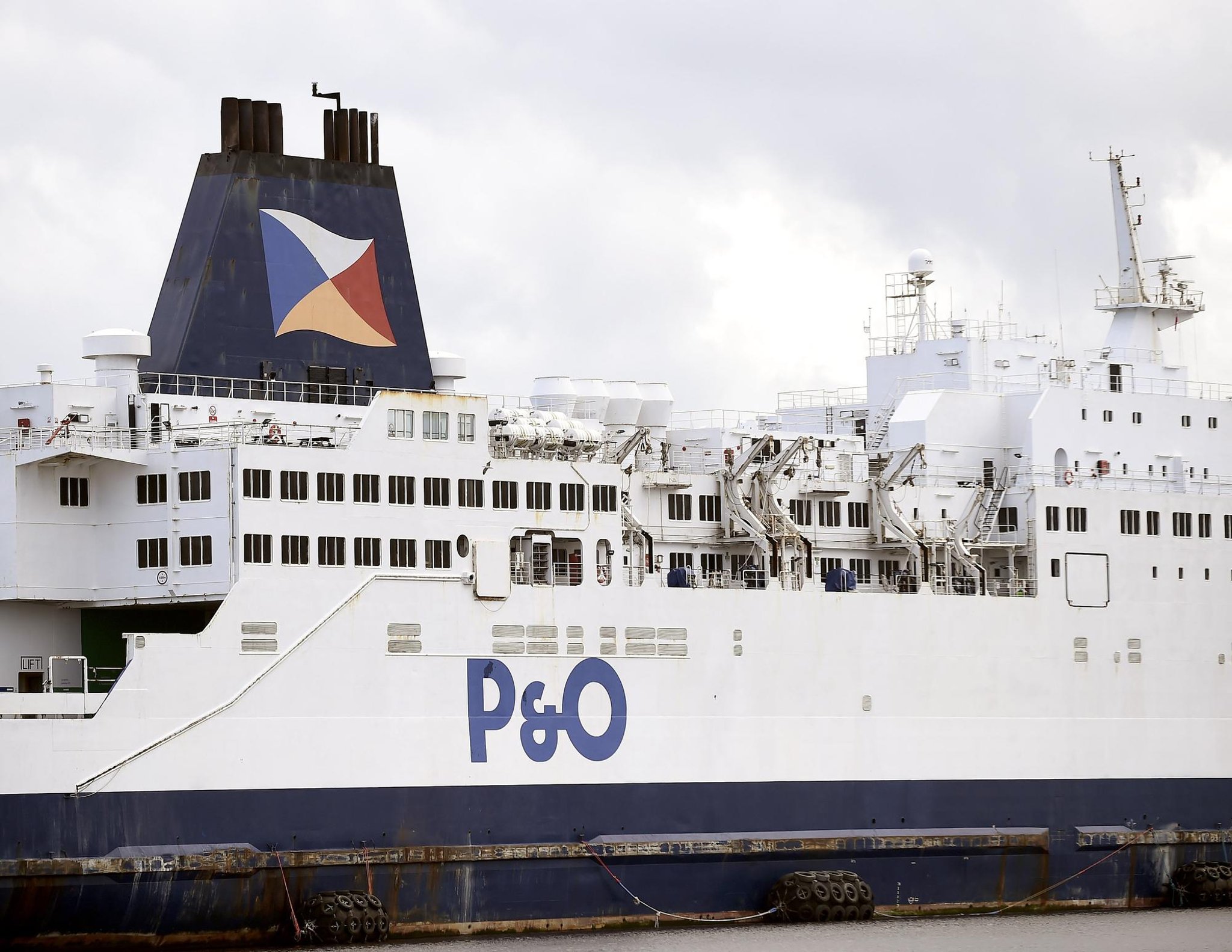 P&O: Most seafarers replacing 800 sacked workers being paid below minimum wage
