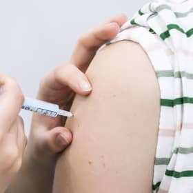 Confirmed or suspected coronavirus deaths in Scotland fell in the week to Sunday, according to the latest figures.