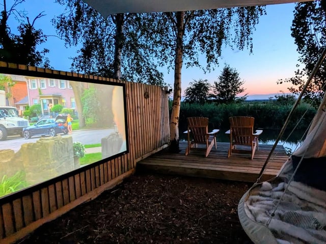 New to Hawthorn Hideaway is the outdoor cinema experience.