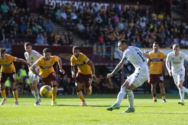 Martin Boyle makes it 3-2 to Hibs from the penalty spot.