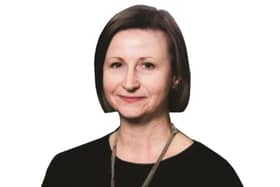 Dr Jacqueline Barry