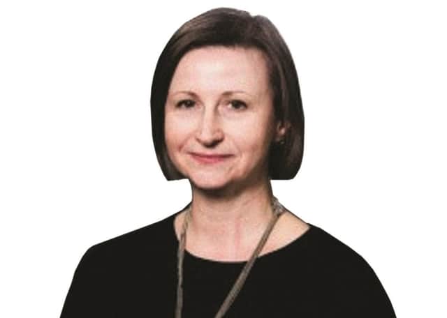 Dr Jacqueline Barry