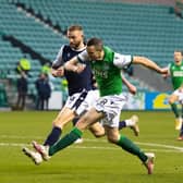 Jamie Murphy grabs the winner for Hibs in their  Betfred Cup match against Dundee. Photo by Paul Devlin / SNS Group
