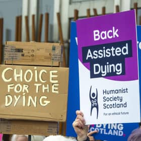 Supporters of law change on assisted dying  demonstrate outside Scottish Parliament