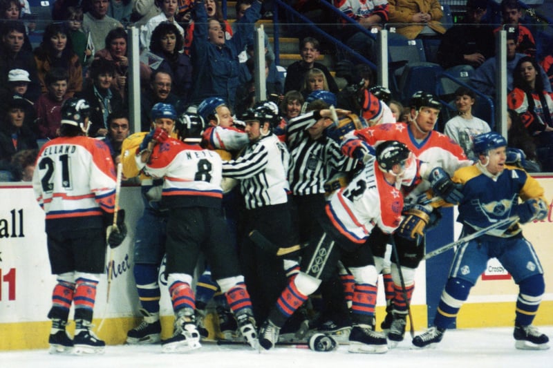 Steelers v Fife Flyers, 3 April 1994  - A mass fight breaks out in the second period which resulted in Fife Flyers player Brown being sent off