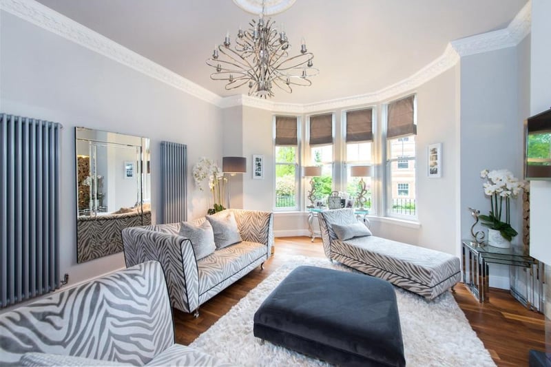 Drawing room.
