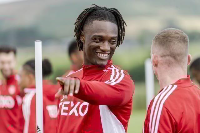 The Aberdeen captain was strong in the air and positioned himself diligently. One big block in first half to quell Celtic when they threatened to run riot. A strong performance. 8