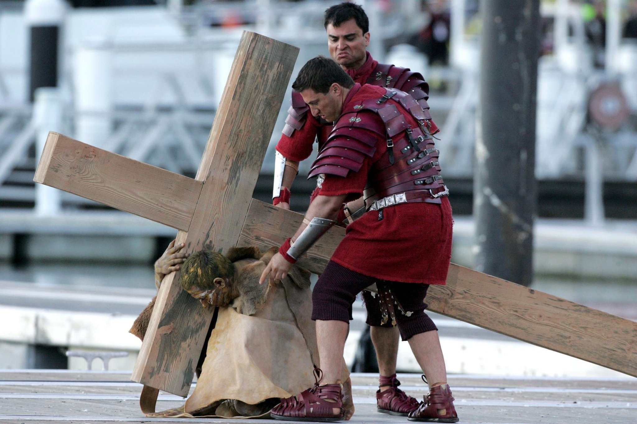 Amid a perfect storm of hardship, more of us are acting like Simon the Cyrene – Ewan Aikten