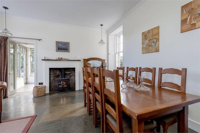 Dining room.