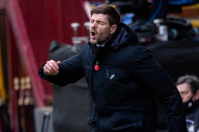 Rangers manager Steven Gerrard shows his frustration during his team's 1-1 draw against Motherwell at Fir Park. (Photo by Craig Williamson / SNS Group)