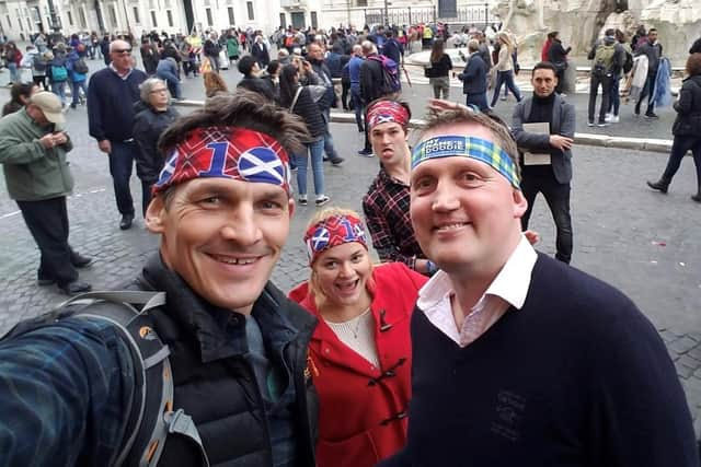 Rob Wainwright (left) with the late Doddie Weir (far right)