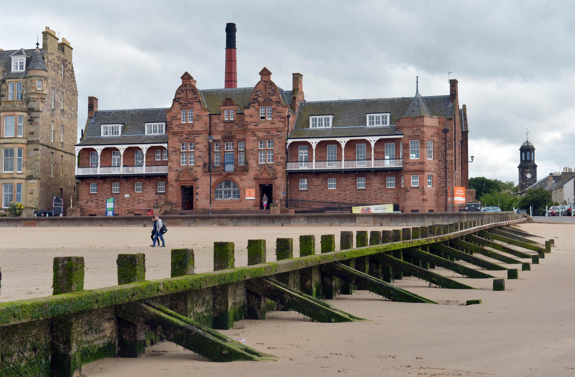Edinburghs historische Portobello-Bäder sollen für 7,5 Millionen Pfund ...
