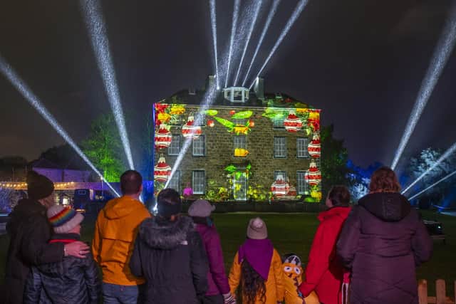 Inverleith House is spectacularly lit with a new festive projection for Christmas at the Botanics 2023