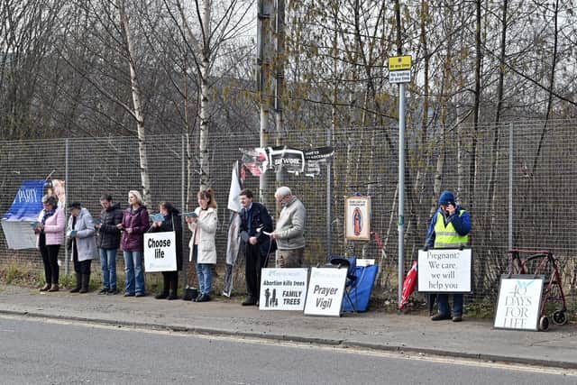 40 Days For Life hold a Prayer Vigil outside Queen Elizabeth University Hospital in Glasgow. Photo John Devlin.
