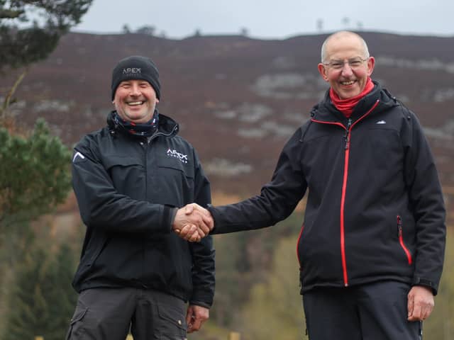 Ronnie Grant of Apex Tubulars (left) with The River Dee Trust’s Chair, Sandy Bremner.