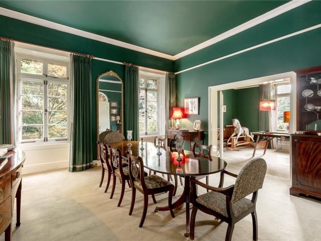 Dining room.