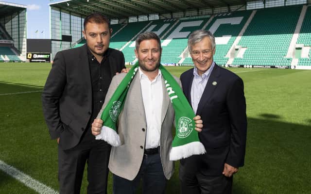Lee Johnson is unveilled as the new Hibs manager by owner Ron Gordon, right, and CEO Ben Kensell.