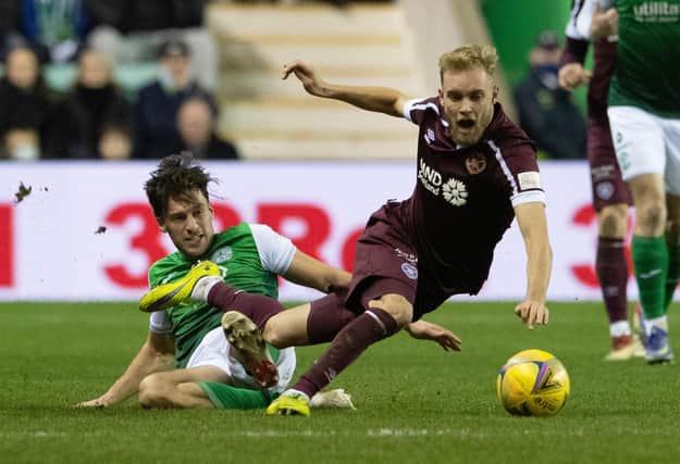Hibs and Hearts played out a stalemate at Easter Road.  (Photo by Ross Parker / SNS Group)