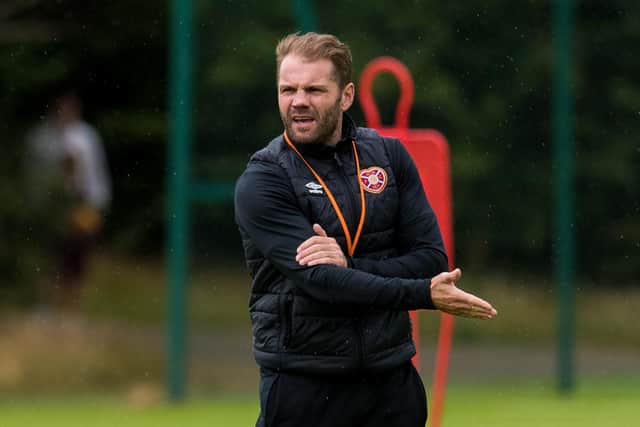 Robbie Neilson at Hearts training after signing a new contract until 2025. (Photo by Ross Parker / SNS Group)