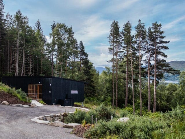 A private driveway takes you straight to the back of the cabins making packing and unpacking the car a breeze.