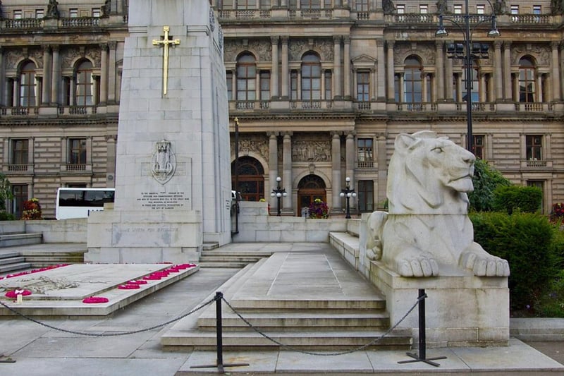Also known as the Glasgow War Memorial, you can find the large granite cenotaph in George Square. The ‘Cenotaph’ which is said to mean ‘empty tomb’ is dedicated to those who lost their lives in the First World War, honouring their sacrifice.