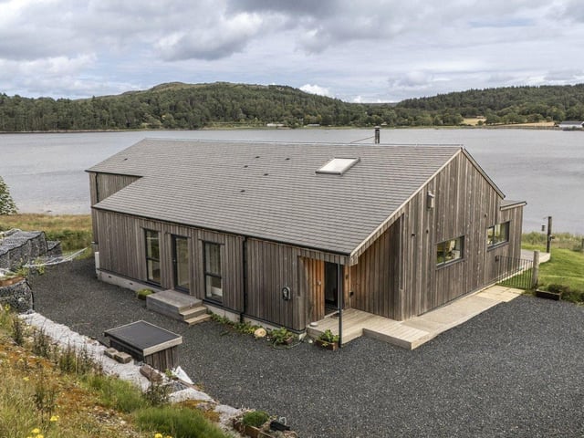 The Old Barn has views up Loch Ewe towards The Minch and across the loch to the NTS Inverewe Gardens.