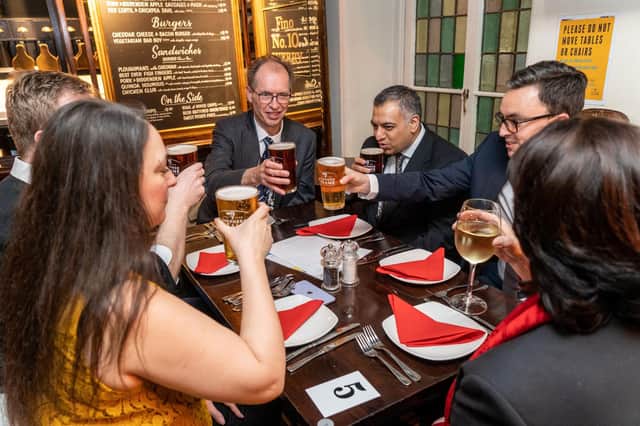 If people choose not to be vaccinated for Covid, should they be allowed in pubs? (Picture: Getty)