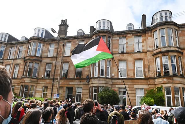 The activity is focused on Kenmure Street in Pollokshields.