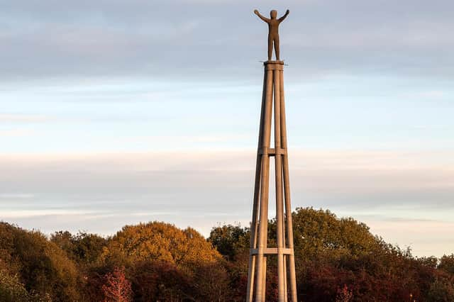 The Hope Sculpture at Cuningar Loop