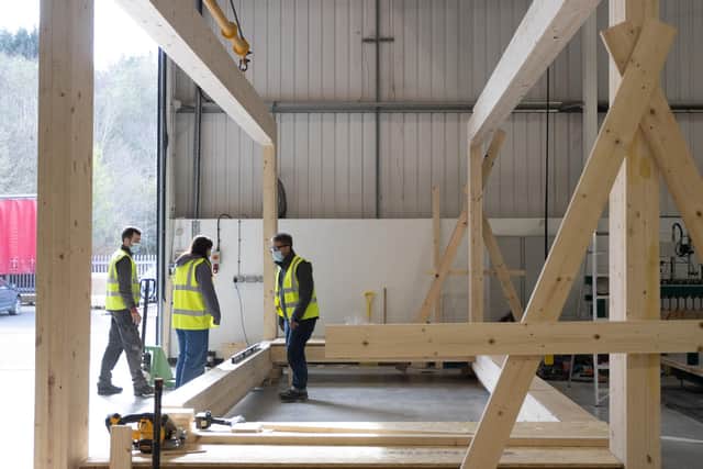 A bit like Lego or Meccano, there is built-in flexibility for designs and the use of components manufactured offsite means the design can be applied to a range of different scenarios – from standalone structures to repurposing vacant buildings, and not only for offices