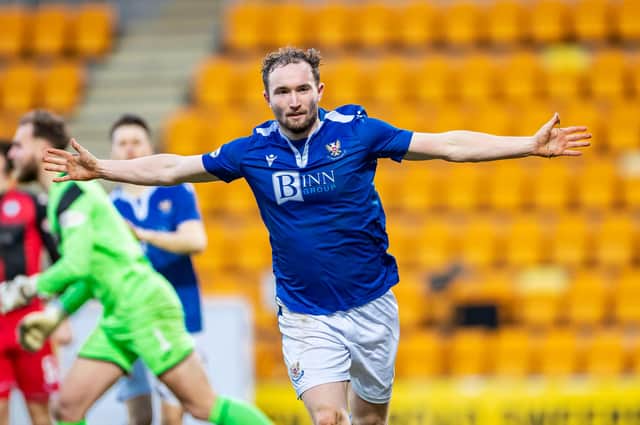 St Johnstone striker Chris Kane celebrates making it 1-0 during his side's Scottish Premiership win over St Mirren. It is the Perth club's first league win since 6 November (Photo by Roddy Scott / SNS Group)