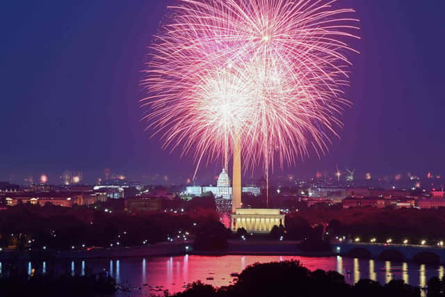 Fireworks illuminate the sky above the Lincoln Memorial on the National Mall during Independence Day celebrations in Washington, DC. Image: Getty Images.