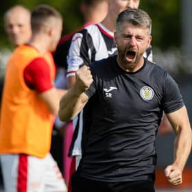 St Mirren manager Stephen Robinson was delighted as his side defeated Hibs.  (Photo by Craig Williamson / SNS Group)
