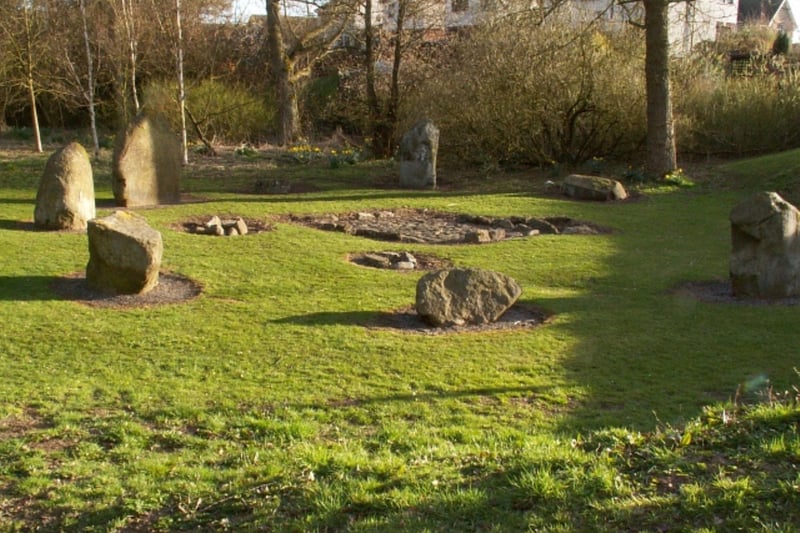 Excavated in the late 1970s during the development of a new housing estate, Balfarg consists of two standing stones that were part of an inner circle inside the henge. Archaeologists discovered pottery fragments around the site going back nearly 5000 years. Although others estimate parts of the structure to be closer to 6000 years in age.