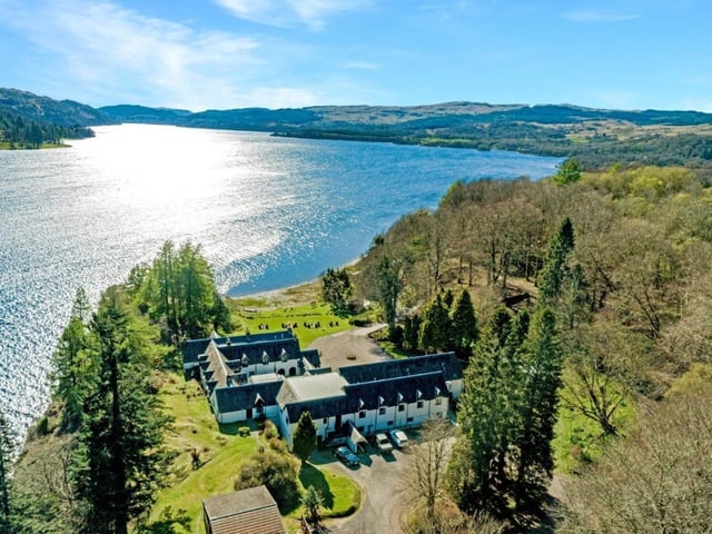 Set on the banks of Loch Awe 30 miles from pretty Inveraray, the Taychreggan Hotel was originally a cattle drover’s inn. It's now a picturesque place to escape daily life with your four-legged friend.