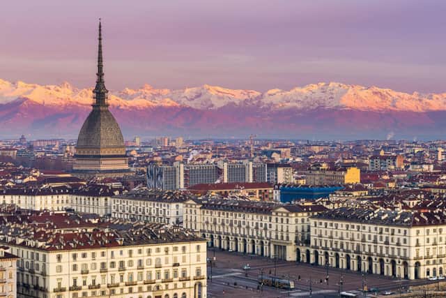 16 Italian cities put forward a bid to host the Eurovision Song Contest in 2022. Photo: fabio lamanna / Getty Images / Canva Pro.