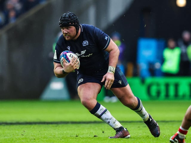 Part of a front-row that packed down soundly against their French counterparts. Put in a power of work, as always, making 12 tackles. 7