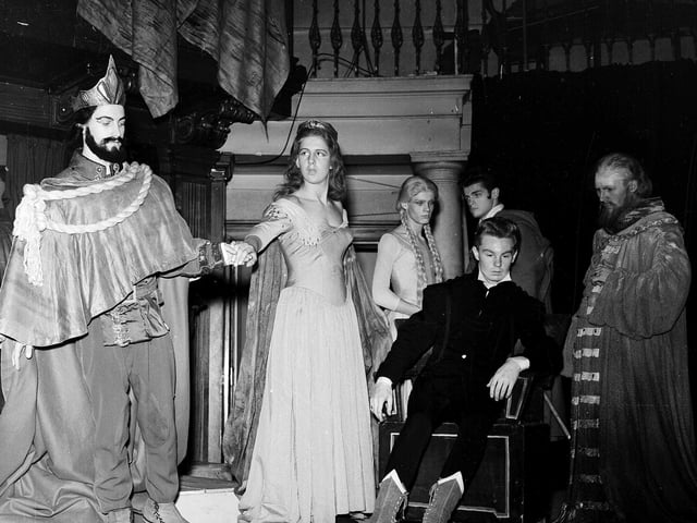 A teenage Derek Jacobi played Hamlet in the all male Players of Leyton production at Edinburgh Academy Hall in the 1957 Edinburgh Festival Fringe.
