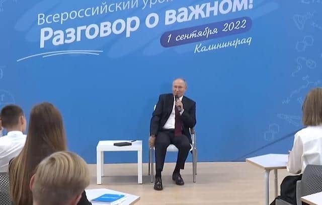 Footage from this month shows Vladimir Putin's legs shaking