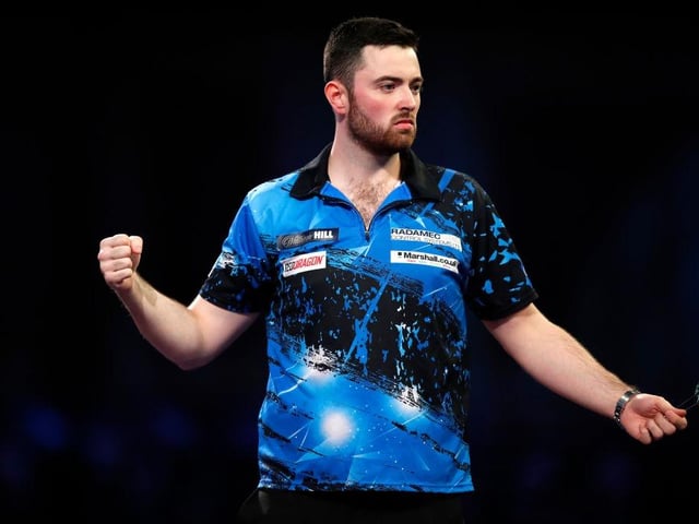 England's Luke Humphries is 14/1 to add the senior title to his 2019 PDC World Youth Championship win. He's not been past the quarter-finals so far - losing at that stage three times in 2019, 2020 and 2022.