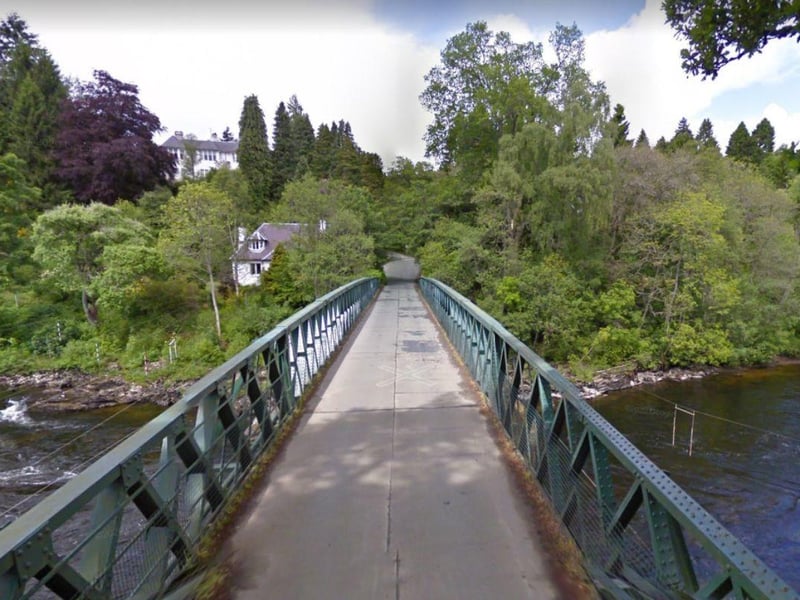 Strathtay occupies a stunning location on the banks of the River Tay and features numerous large Victorian detached villas with sprawling mature gardens. The village is part of the Grandtully and Strathtay Conservation Area.