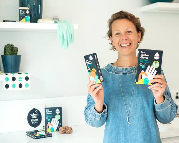 Founder and expert Laura Harnett