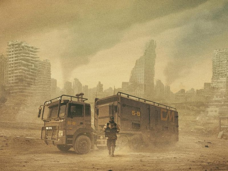 This South Korean science fiction series from writer/director Cho Ui-seok is set to be one of the next big Korean hits with viewers already anticipating the thriller which begins when air pollution sees the world come to a stand still.