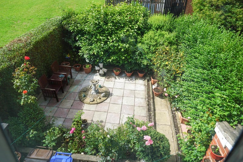 With a patio to relax in, you can enjoy the garden. For details https://www.purplebricks.co.uk/property-for-sale/3-bedroom-semi-detached-house-sheffield-1084853