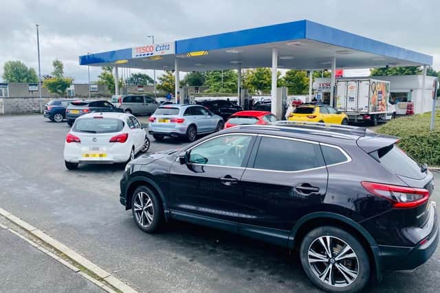 Queues of cars were spotted at the Tesco fuel station in Cumbernauld on Friday.