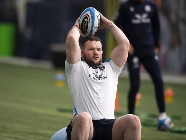 Marked his first Scotland start with two tries, the second of which was worthy of a winger. A bit wayward with his throwing in, however. 7