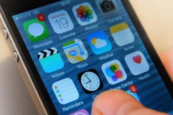 Many Three and iD Mobile users are unable to make calls today.