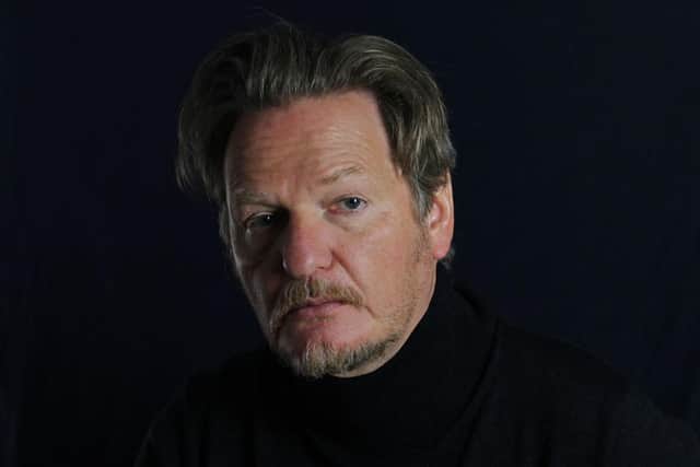 Steven Lindsay returns as Interlopers