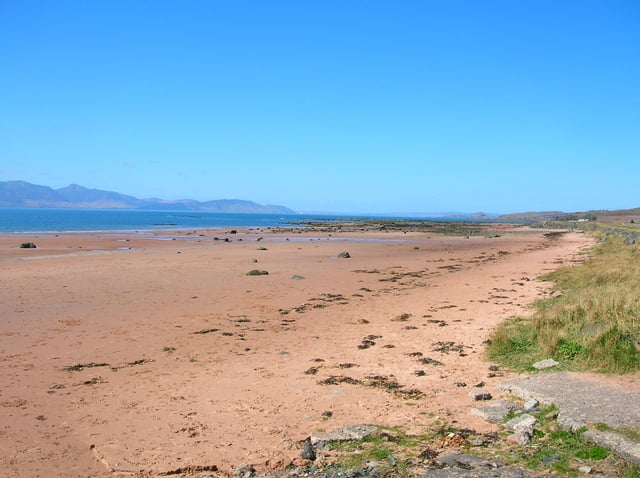 Seamill beach was closed by authorities after an unsuspecting member of the public stumbled across a cylindrical object in the sand at around 12:30pm.