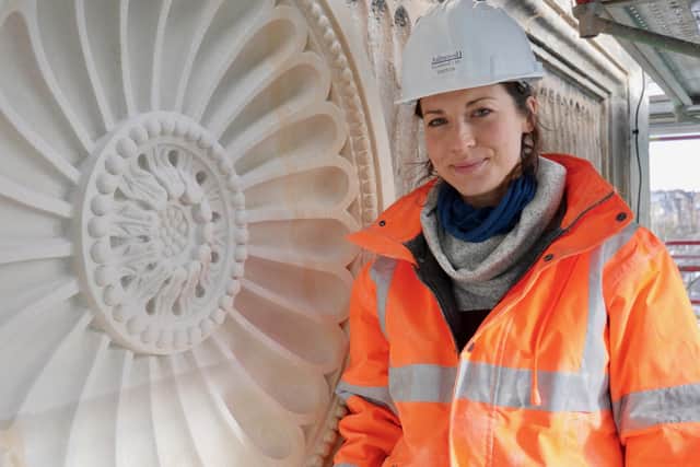 Stonemason Josephine Crossland has been praised for her work in replicating one of the historic roundel features at West Register House.